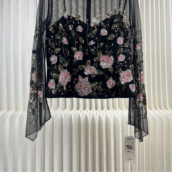 Elegant Formal Floral Embroidered Black Mesh Top with Boning - Picture 6 of 14